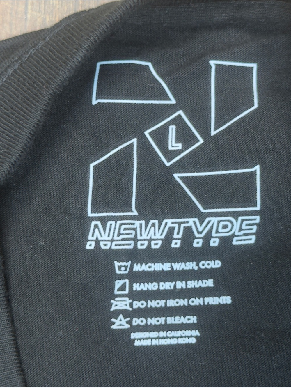 Newtype Gundam Mecha Graphic T-Shirt Black Red Size L Anime Manga Cali Brand View 3